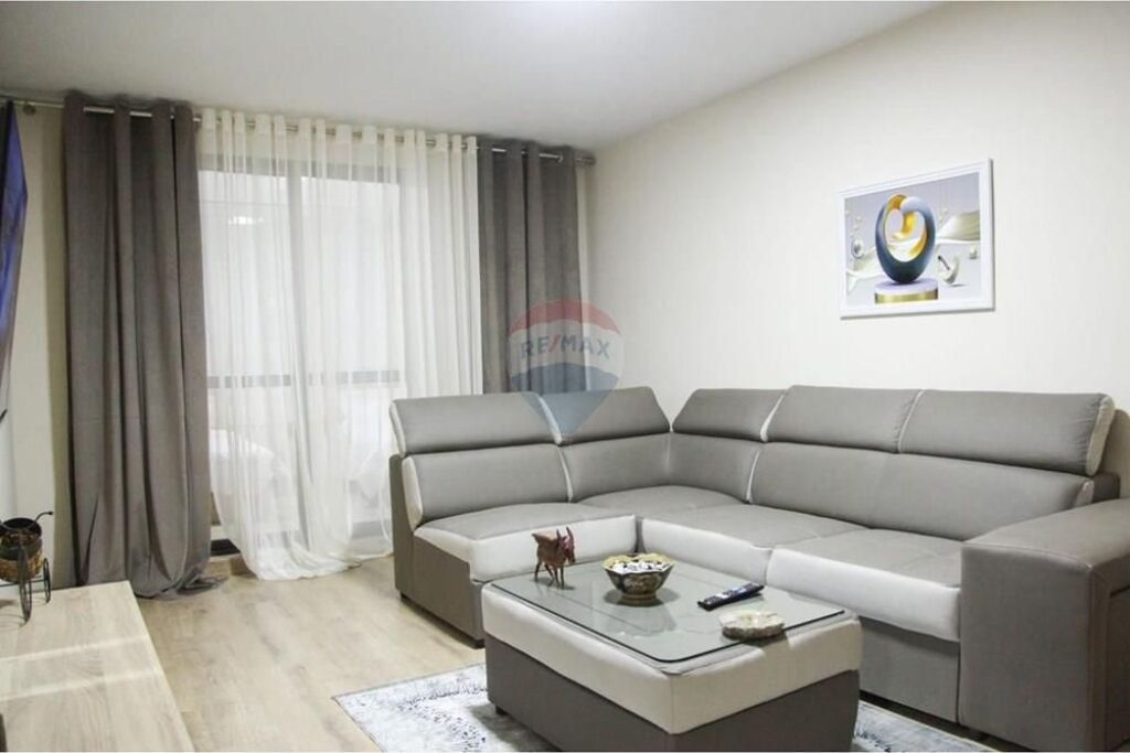 Apartment 2+1 for rent in Xhamllik!
