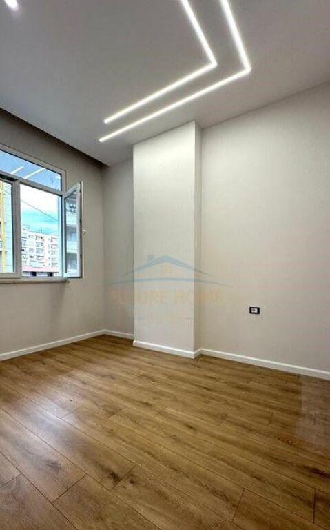 For sale, Apartment 1+1 Unaza e re, Tirana