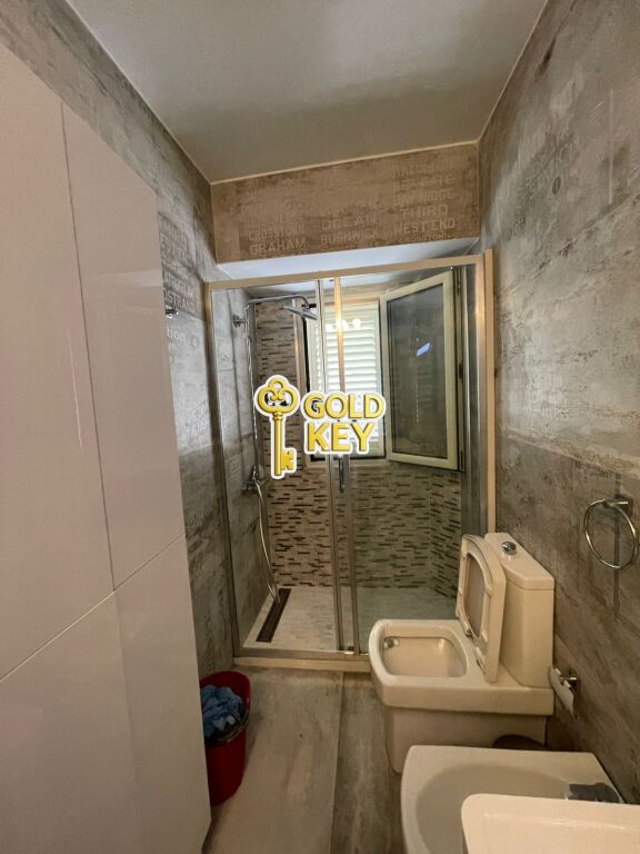 🏡 SHITET APARTAMENT 2+1 + BALLKON PRAN PORTIT DURRES