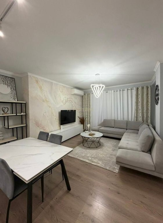 Apartament te Liqeni i Thate 1+1