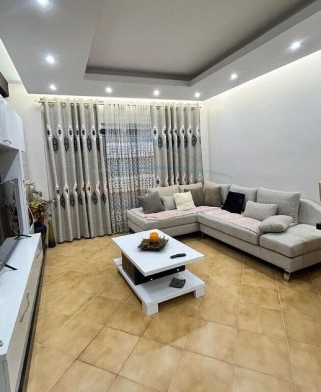 Affitto, Appartamento 2+1, Fresk, Tirane
