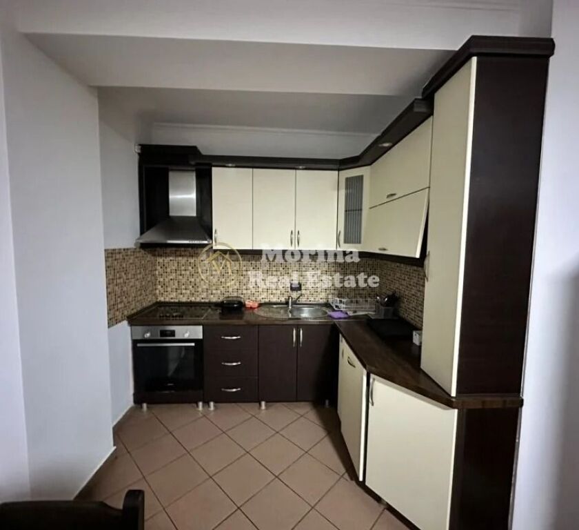 Affitto | Appartamento 2 + 1 | Ex Guardia della Repubblica, Lago Artificiale | 720 €/mese