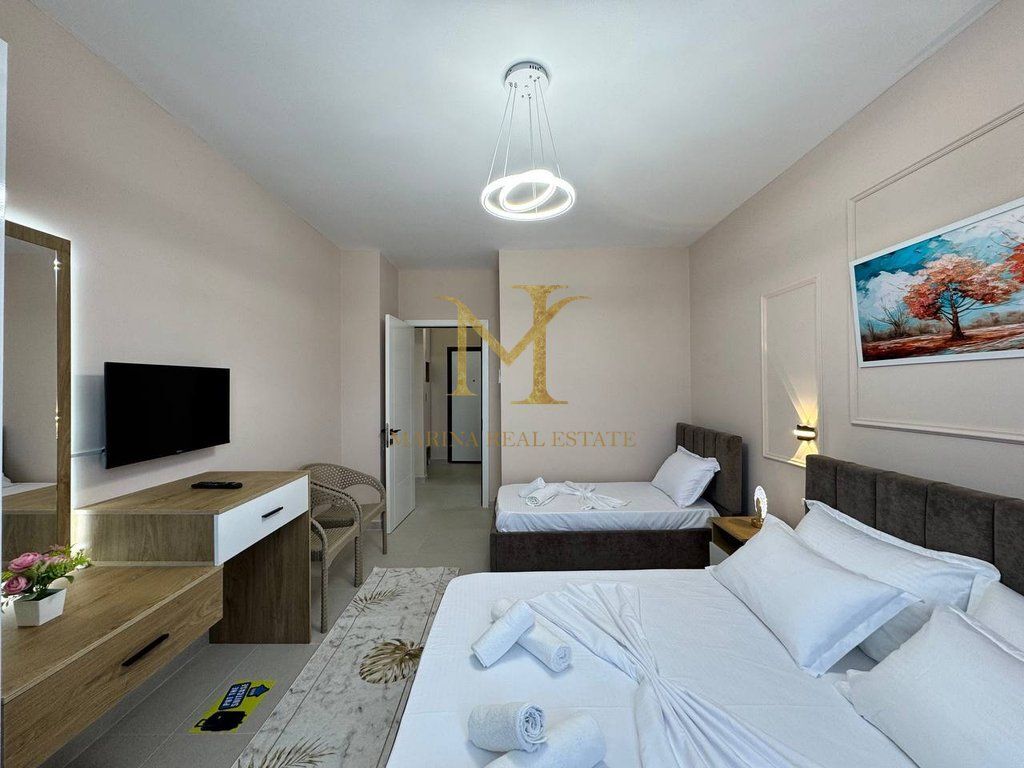 Qera modern apartament 1+1 ne Golem afer Blue Fafa Hotel