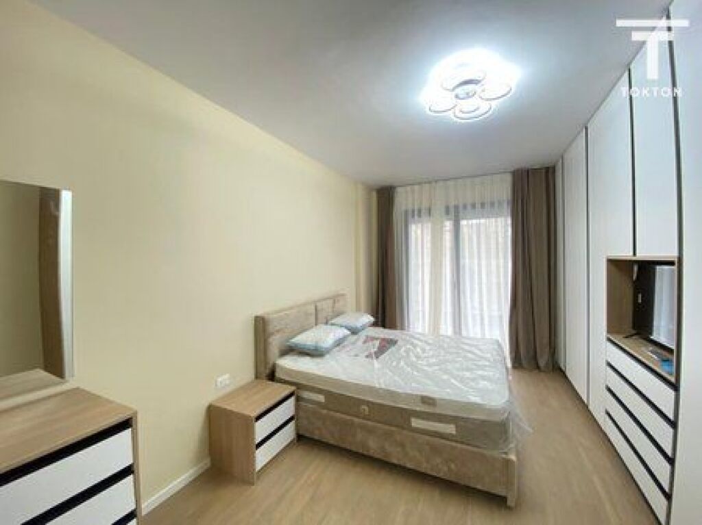 AFFITTO, APPARTAMENTO 2+1+2 &amp; VERANDA LAGO ASCIUTTO, TIRANA