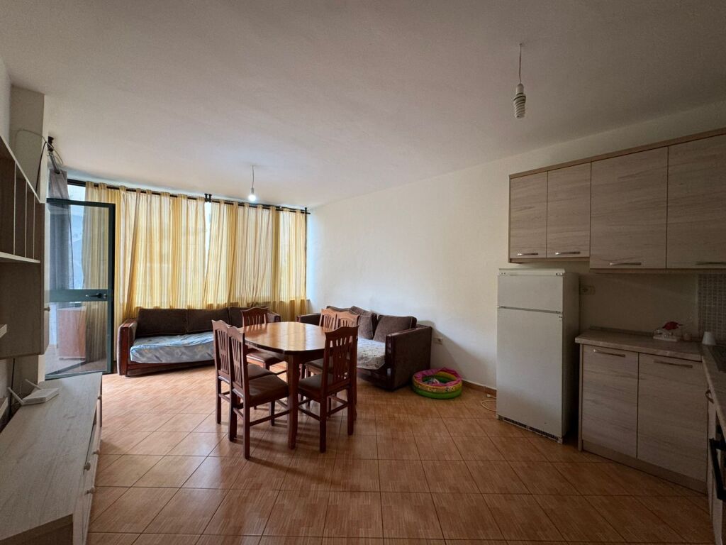 Apartament 1+1 për shitje – Golem, Miami 2