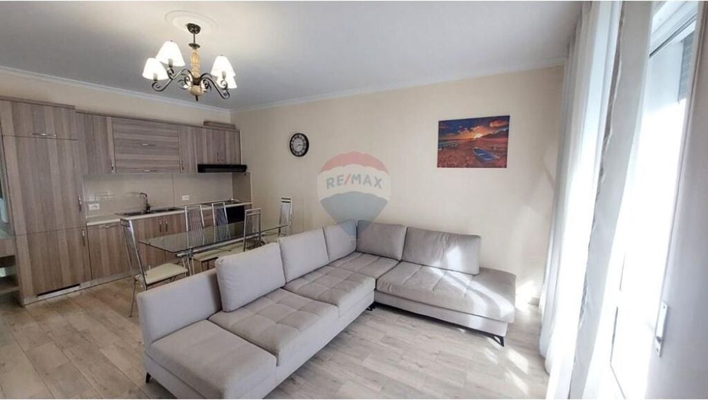 APARTAMENT 1+1 PER QIRA TE RR.DIBRES PRANE QSUT-se !