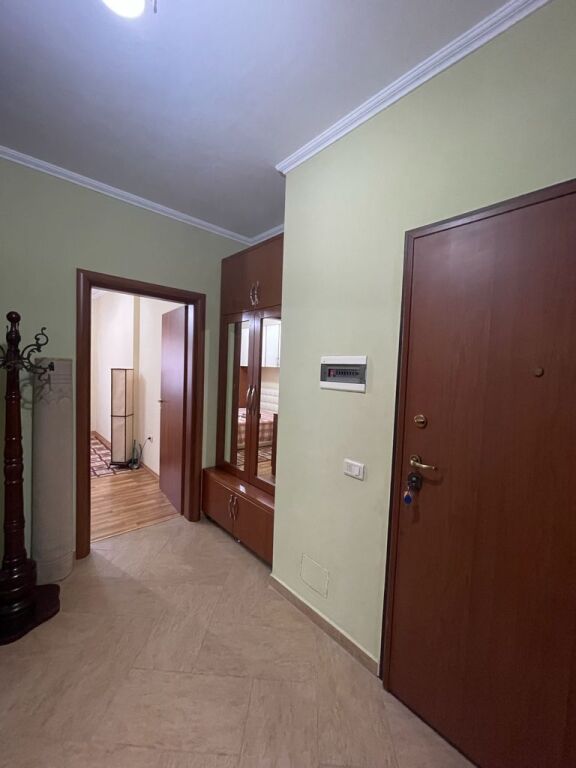 Qera, Apartament 2+1+Depo+Post Parkim, Unaza e Re