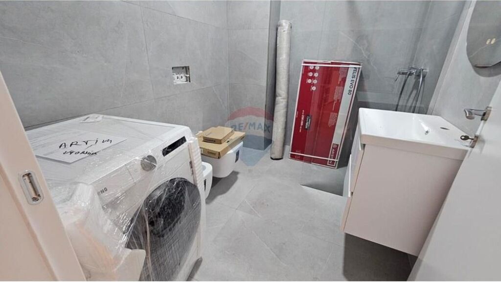 Appartamento 2+1 in affitto al Lake View Lago di Tirana.