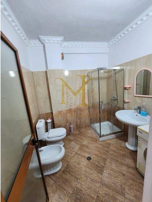 Apartament me qera 1+1 në Plazh Hekurudha, Durrës