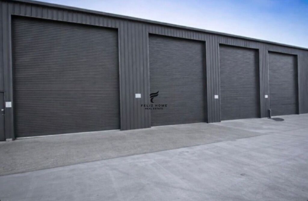 MAGAZZINO IN AFFITTO 430 M2 YRSHEK 2.500 EURO