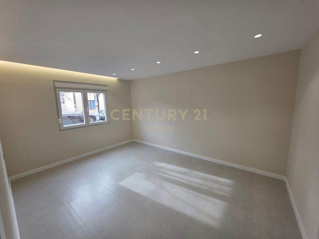 Apartament 2+1 per shitje te Oxhaku