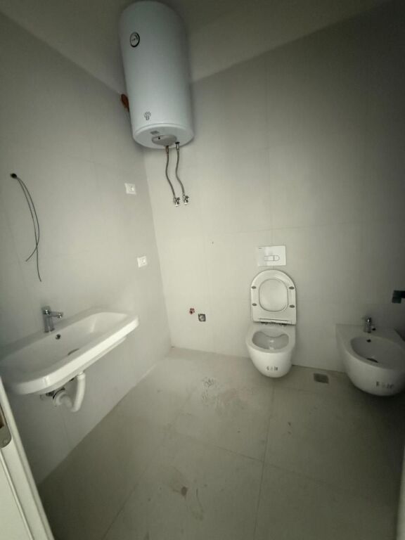 Porcelan Jepet Apartament 2+1+2 Me Qera Pjeserisht E Mobiluar
