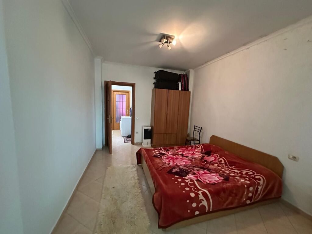 Apartament 3+1 në shitje – Golem