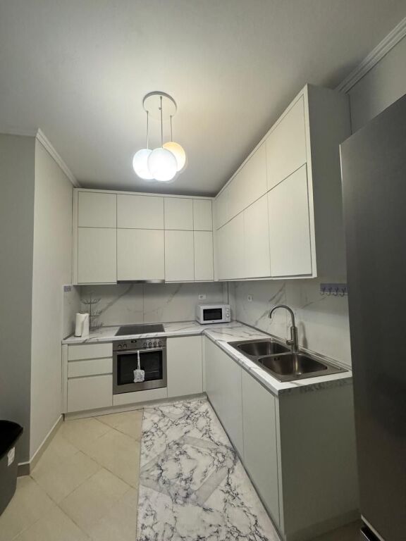 Apartament me qera 2+1 - 📍Kodra e diellit, prane supermarket Aldi