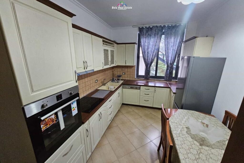 Vile Me Qera 2+1 Tek Kodra e Diellit (ID BV22572) Tirane