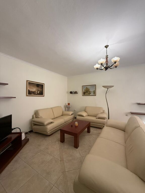 Apartament 2+1+2 me qera ne Bllok