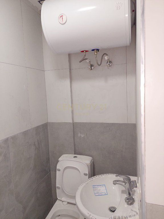 LOCALE COMMERCIALE IN AFFITTO