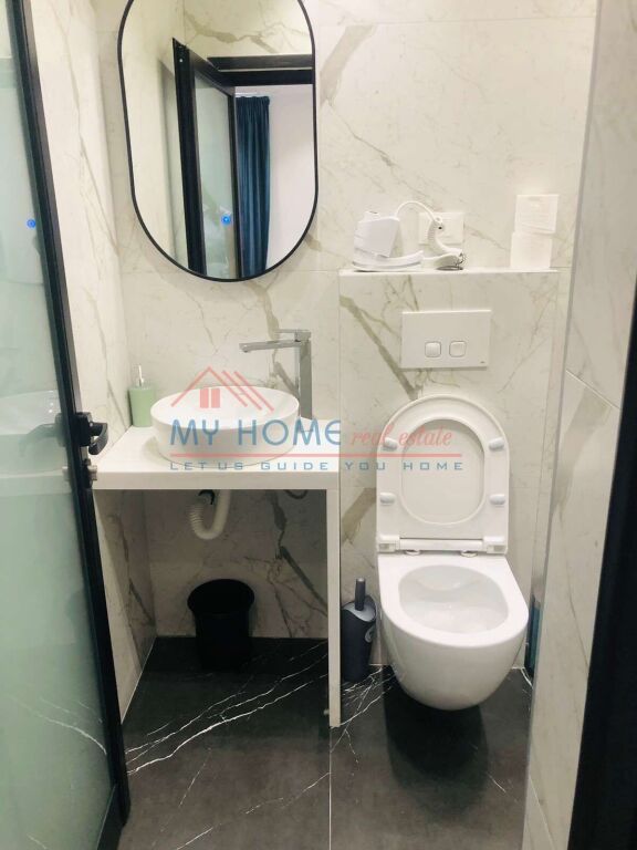 2 Apartament 1+1 ne Shitje Pazari i Ri Tirane