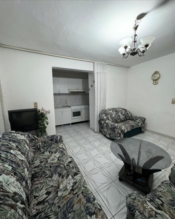 💥Shitet Apartament 1+1 prane shetitores Taulantia, Kavaje💥