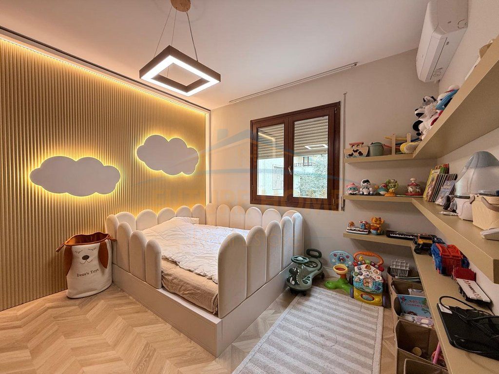 SELLING,APARTMENT 2+1+2,BOTANICAL GARDEN