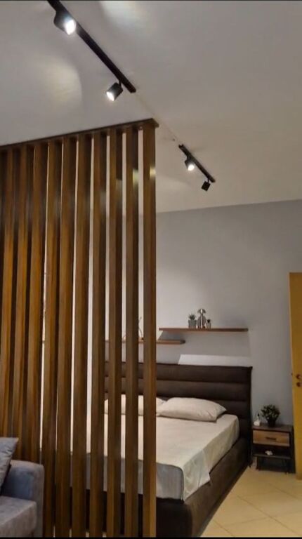 Jepet me qira studio-apartament në Vlorë, zona Skele !