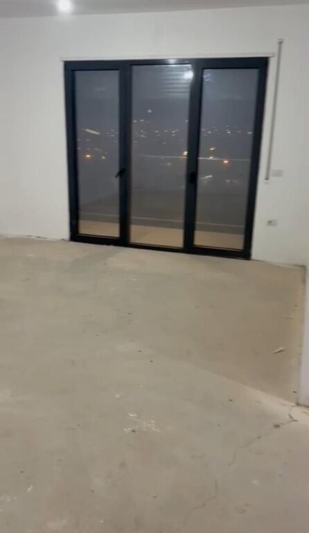 Jepet me qera apartament\zyre 2+1 ne Don Bosko, prane Fiore Di Bosko (ID 42215482)