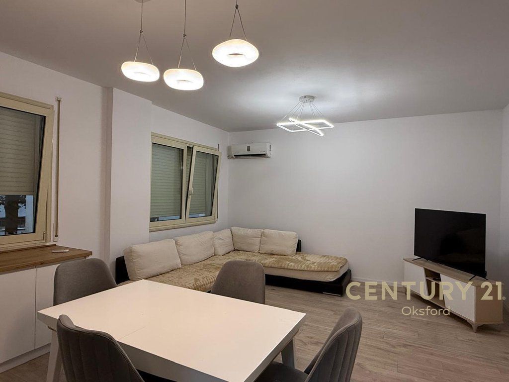 JAPIM ME QIRA APARTAMENT 1+1,NE RRUGEN "EDUARD MANO" TEK LIQENI I THATE!