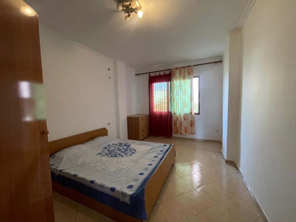 Apartament 3+1 në shitje – Golem