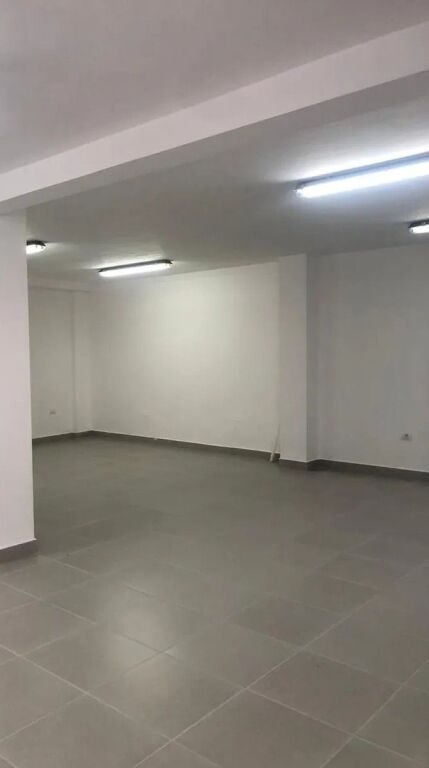 SHOP FOR SALE 66 M2 SKENDERBEJ SQUARE 450,000 EURO