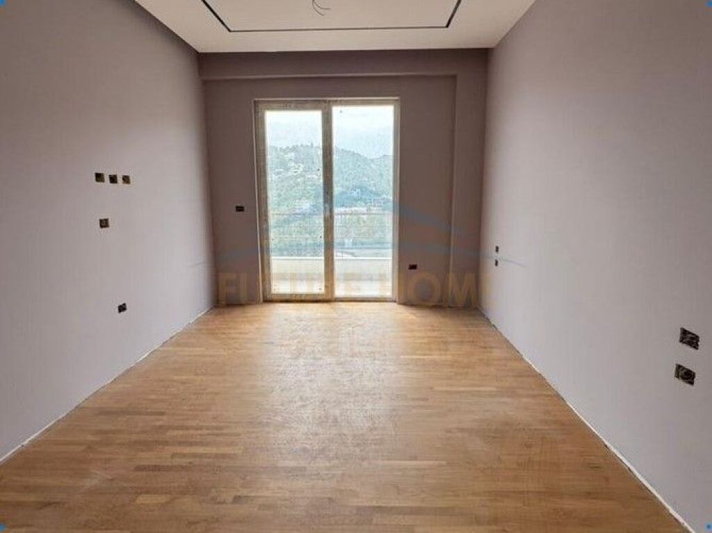 In vendita, Attico 3+1+3 Posti Auto, Green Terrace, Lago Secco