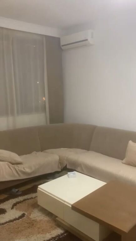 Jepet me qera 3+2 mobiluar ashensor ne Don bosko  600 eu