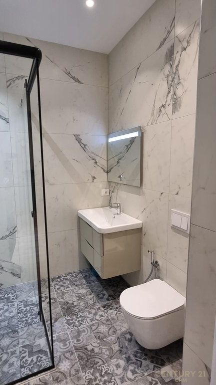 APARTAMENT 1+1 ME QIRA TEK MYSLYM SHYRI