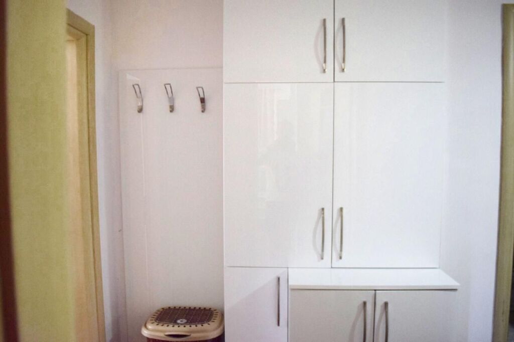 Apartment 1+1 for sale at Shkëmbi i Kavajës!