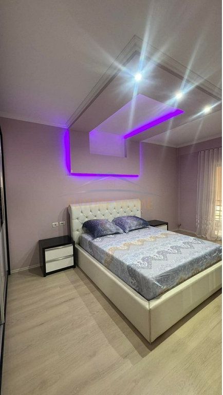 Affitto, Appartamento 1+1, Nuovo Anello, Tirana.