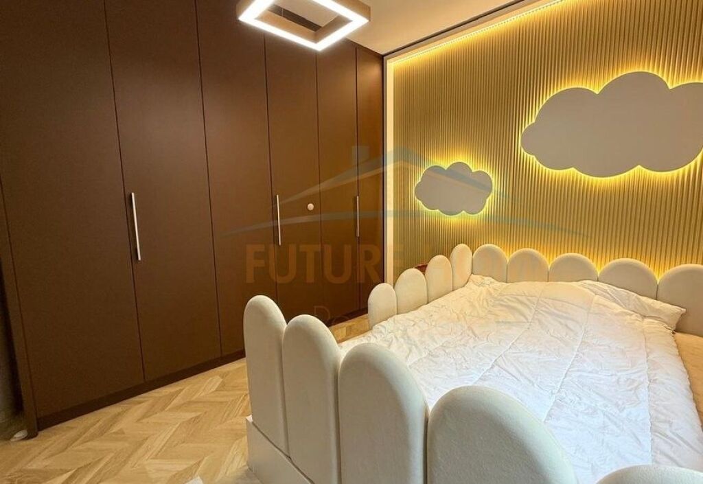 In vendita, Appartamento 2+1+2, Giardino Botanico, Tirana