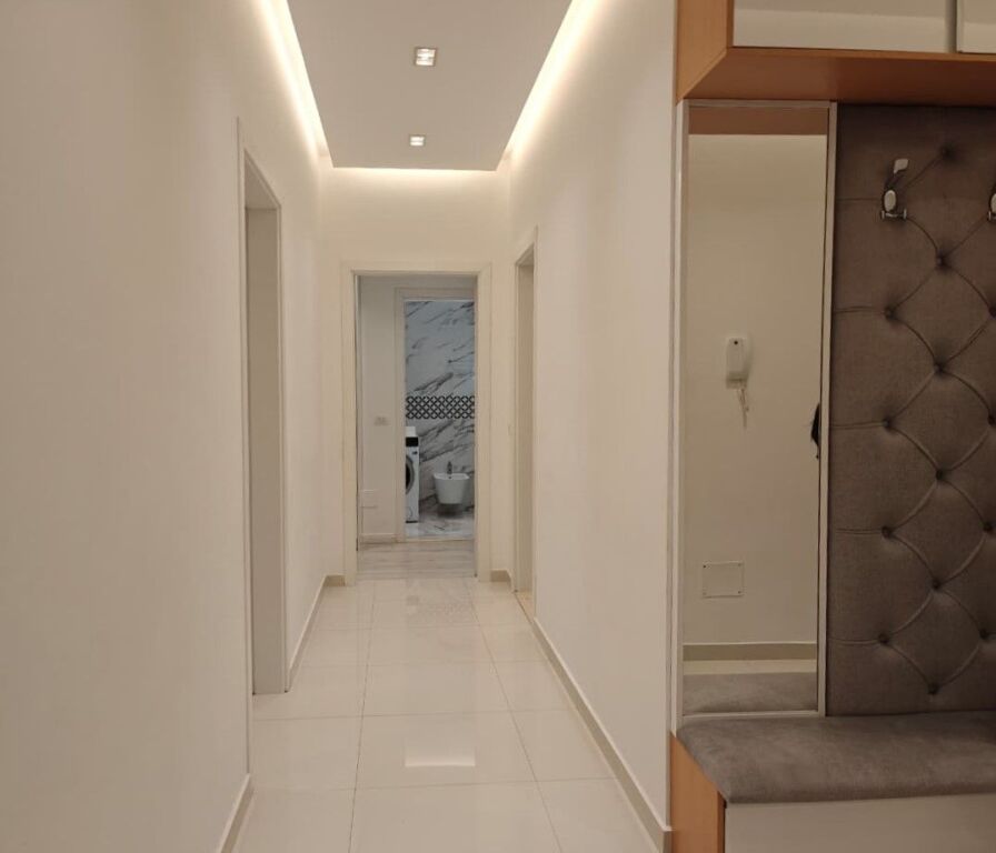 Affittasi appartamento 2+1+ posto auto