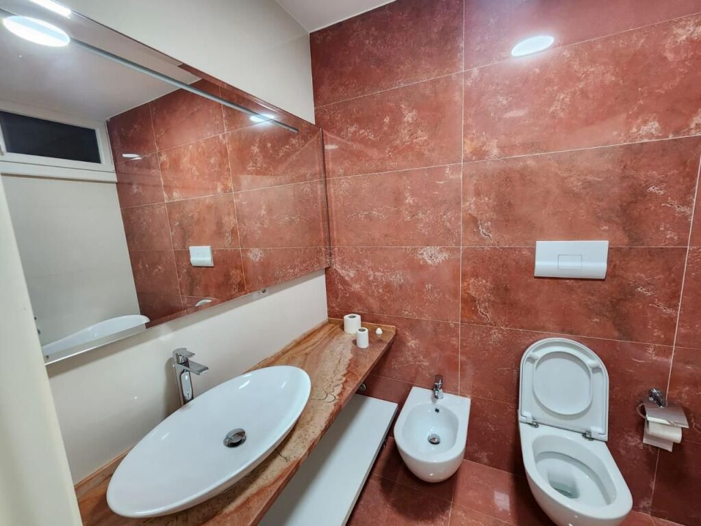 📌Villa su 2 Piani in Affitto vicino a Tirana East Gate (TEG)