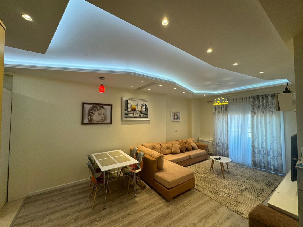 🏡 Apartment 1+1 FOR SALE 📍 At Komuna e Parisit, near Kristal Center💶 Price: 215,000 €