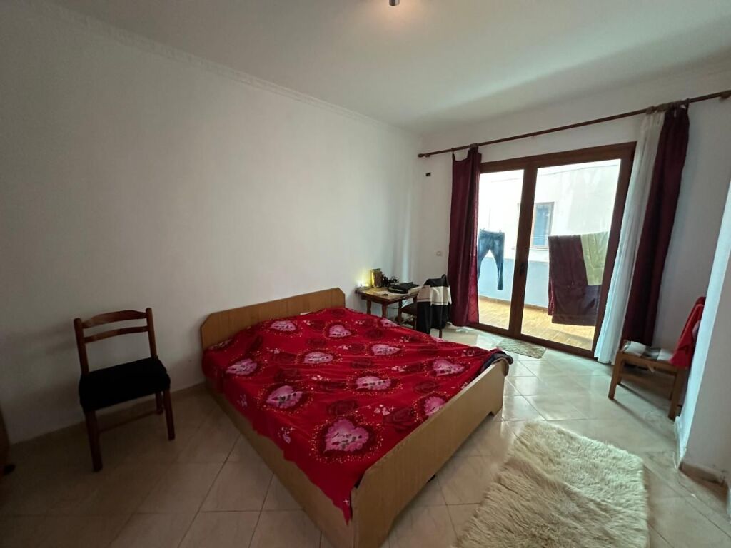 Apartament 3+1 në shitje – Golem