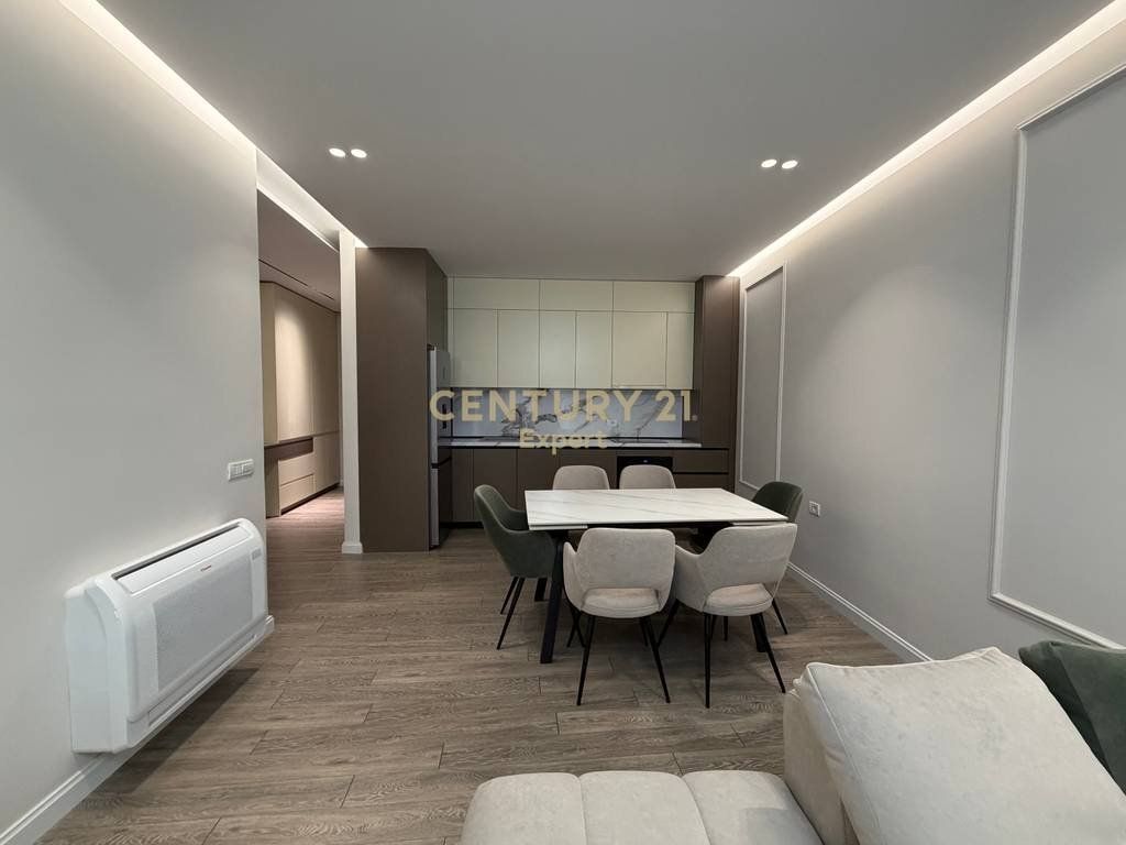 APARTMENT 2+1 WITH PARKING SPACE FOR RENT IN ROSE GARDEN!