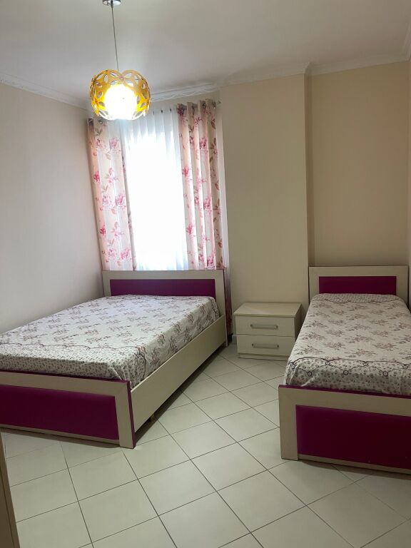 Affittasi 2+1 a Kamez