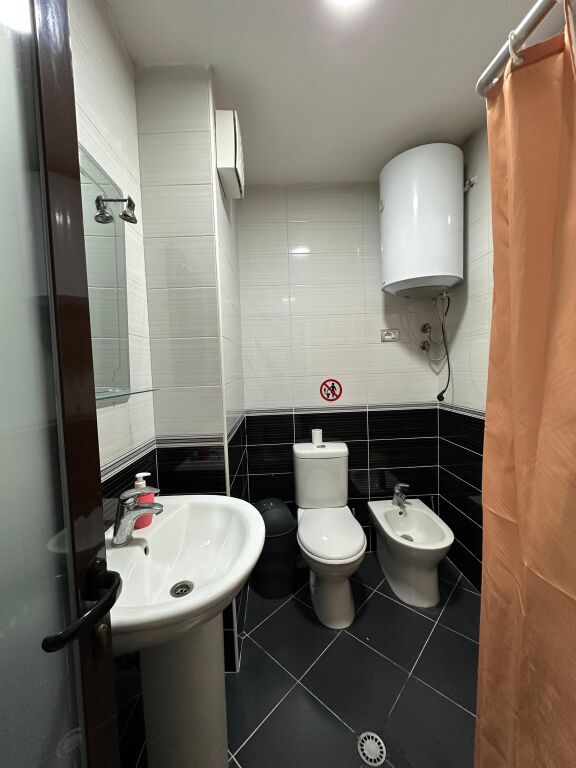 FOR RENT 1+1 ASTIR BAR ARTISTI  45000 LEKE