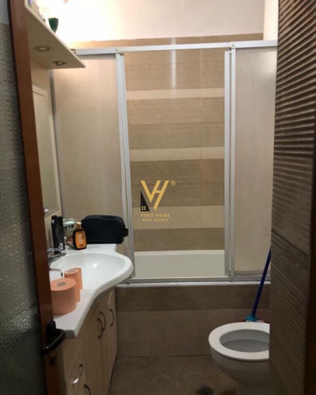 SHITET APARTAMENT DUPLEX 3+2+3 TE 21 DHJETORI 400.000 EURO