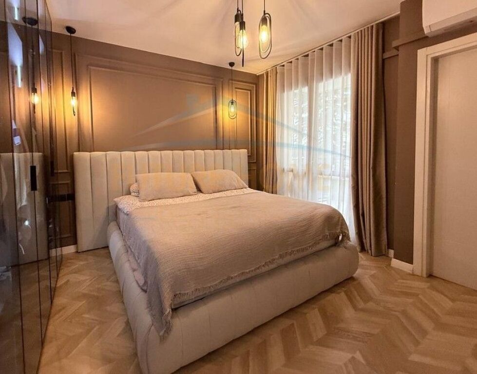 In vendita, Appartamento 2+1+2, Giardino Botanico, Tirana