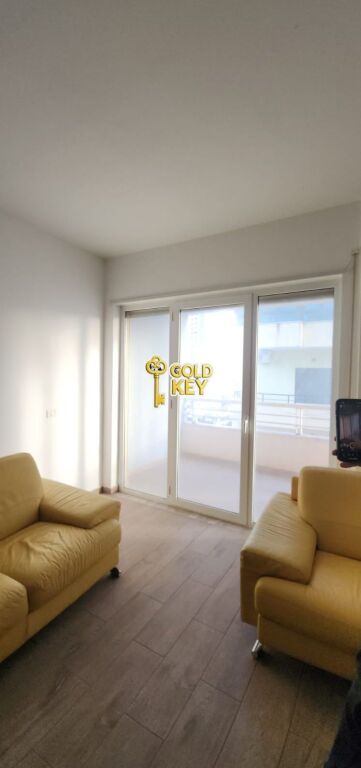🏡 APARTAMENT ME QERA 3+1+2 VOLLGA DURRES