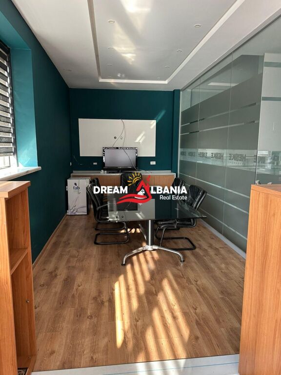 Godine 3 kateshe kapanon ne shitje ne Vore prane Autostrades Tirane-Durres (ID 4181071 ).