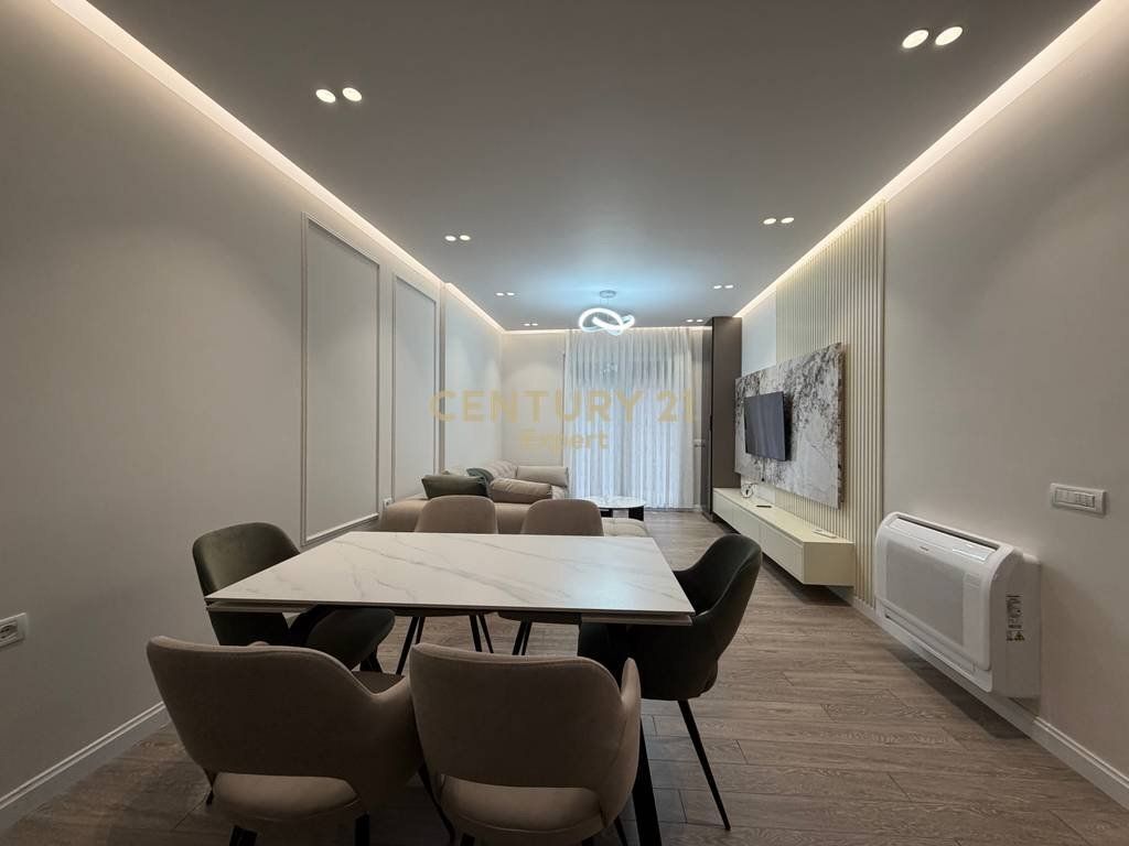 APARTMENT 2+1 WITH PARKING SPACE FOR RENT IN ROSE GARDEN!