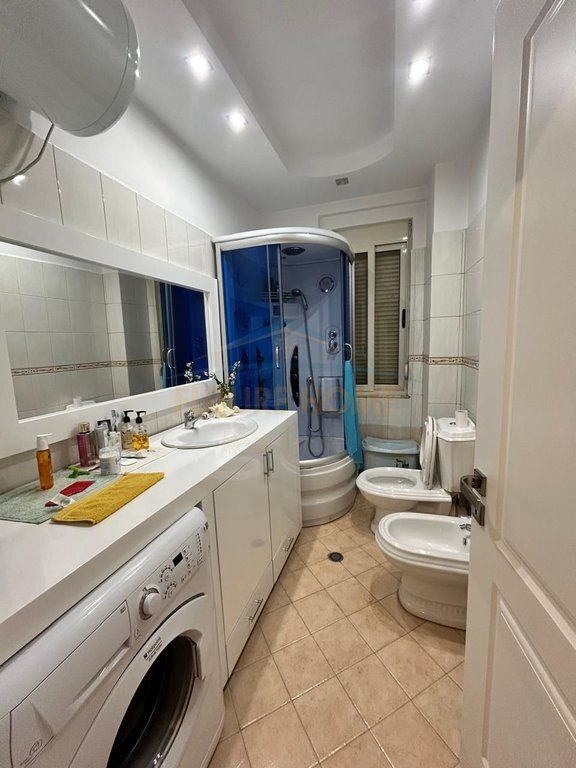 Qera,Apartament 2+1, Fresk, Tirane