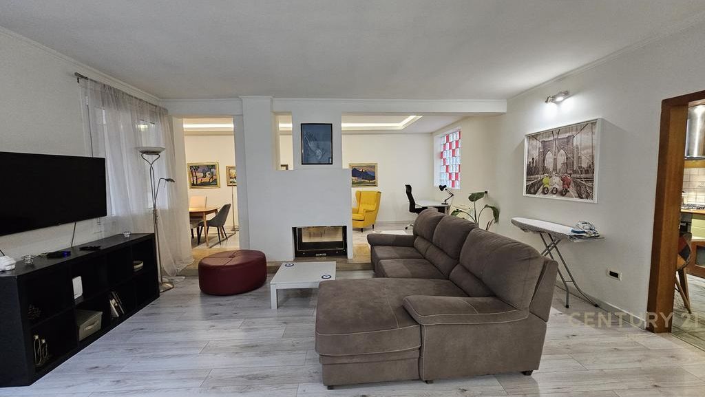 Apartment 3+1+2 for sale in Bllok!