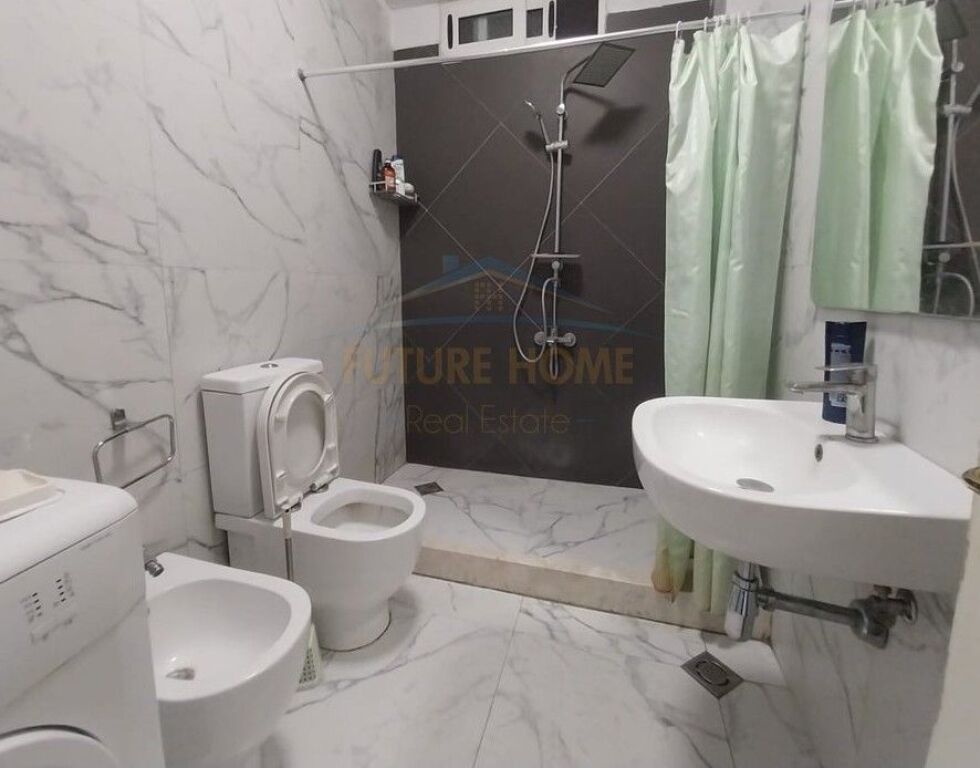 Qera, Aartament 3+1+2, Rruga Haxhi Dalliu.